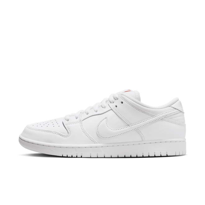 Кросівки Nike SB Dunk Low Pro FJ1674-100 – LIMITED STAY Кросівки Nike SB Dunk Low Pro FJ1674-100 – LIMITED STAY