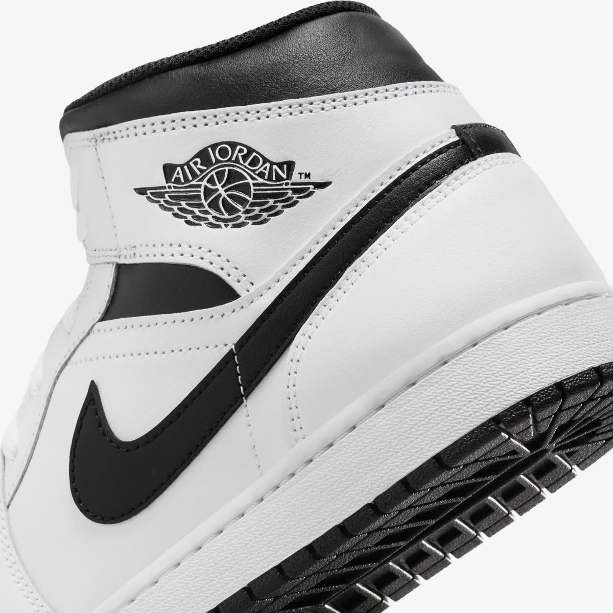 Кросівки Air Jordan 1 Mid DQ8426-132