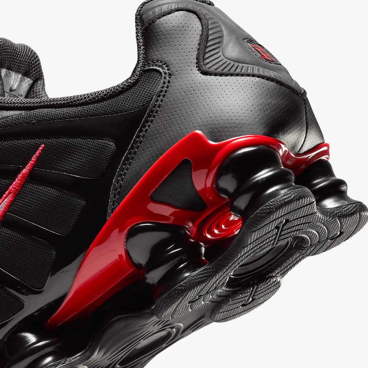Кросівки Nike Shox TL 'Black University Red' CN0151-003