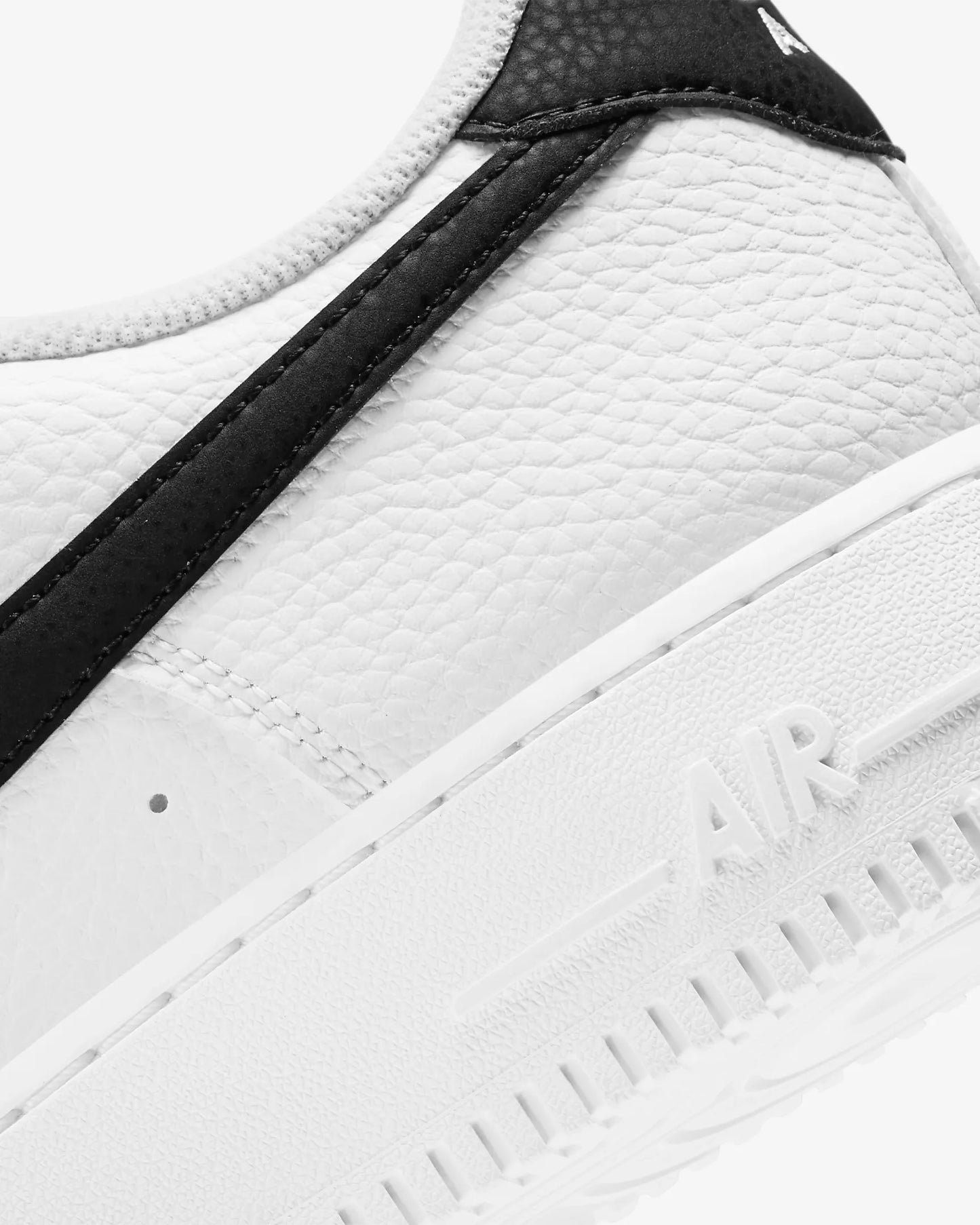 Кросівки Nike Air Force 1 Low 07 CT2302-100