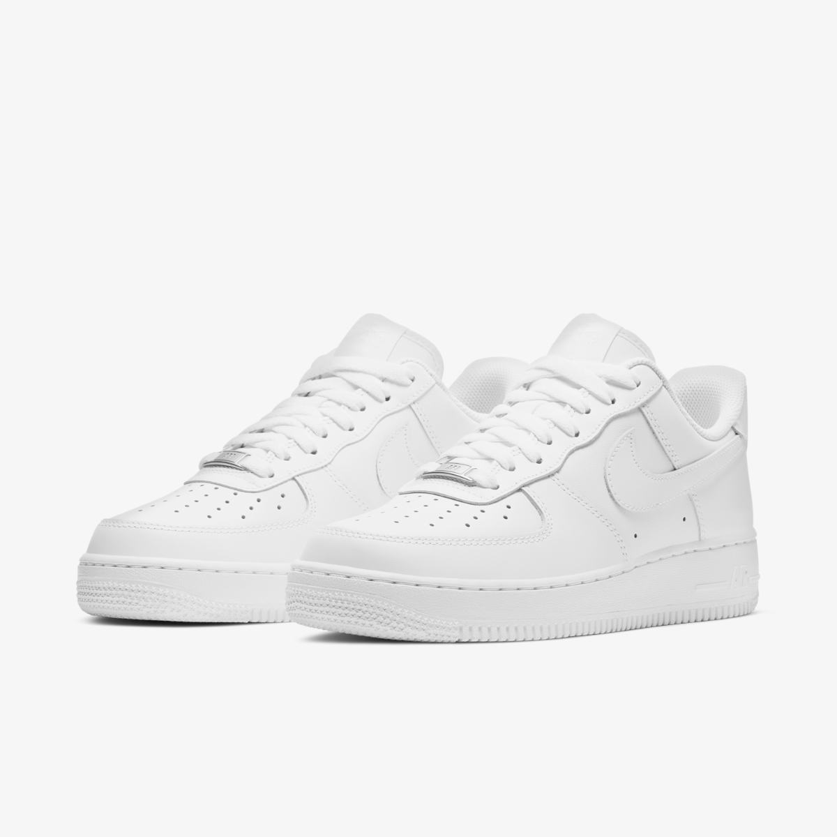 Кросівки Nike Air Force 1 DD8959-100