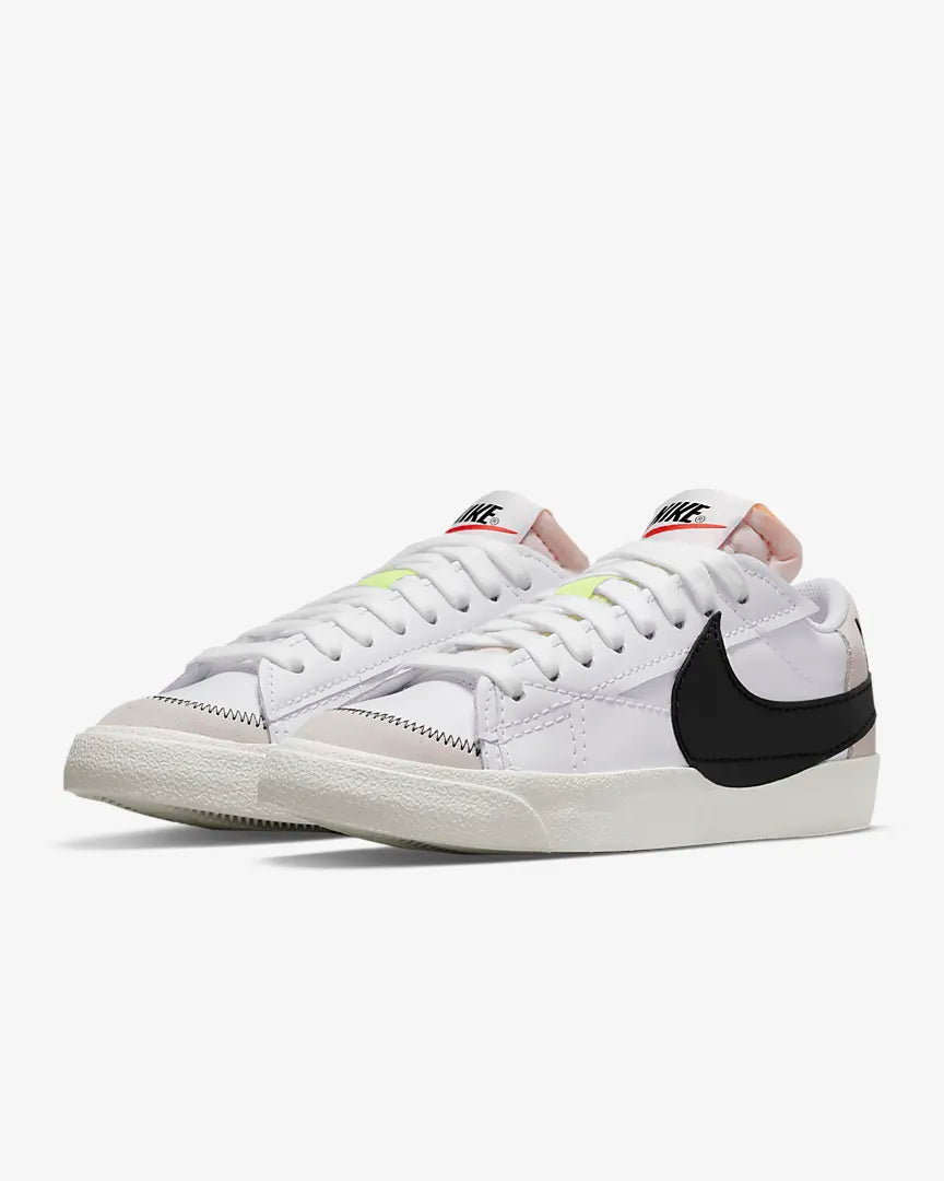 Nike Blazer Low 77 Jumbo DN2158-101_fs