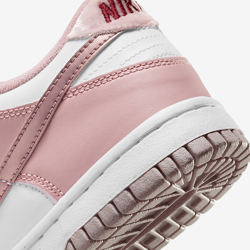 Кросівки Nike Dunk Low DO6485-600