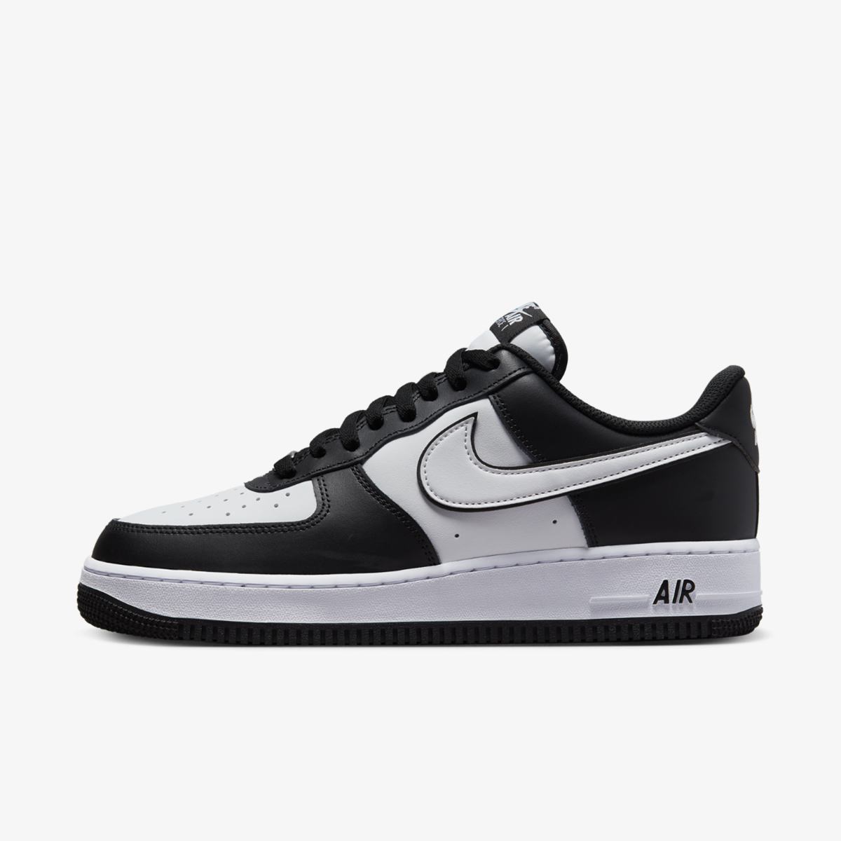 Кросівки Nike Air Force 1 '07 DV0788-001