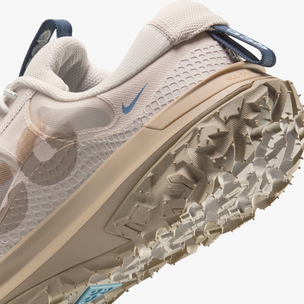 Кросівки Nike ACG Mountain Fly 2 DV7903-101