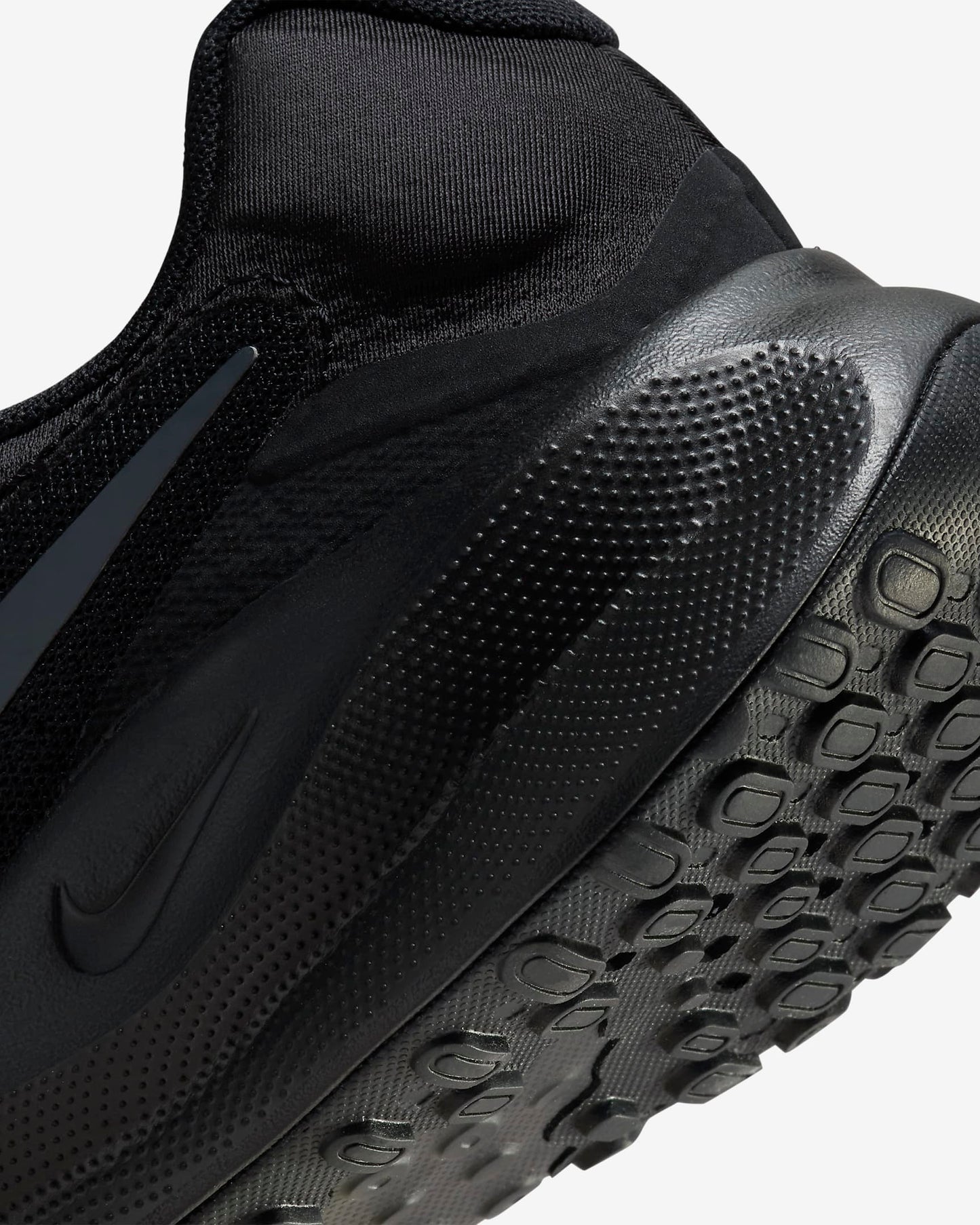 Кросівки Nike Revolution 7 FB2207-005