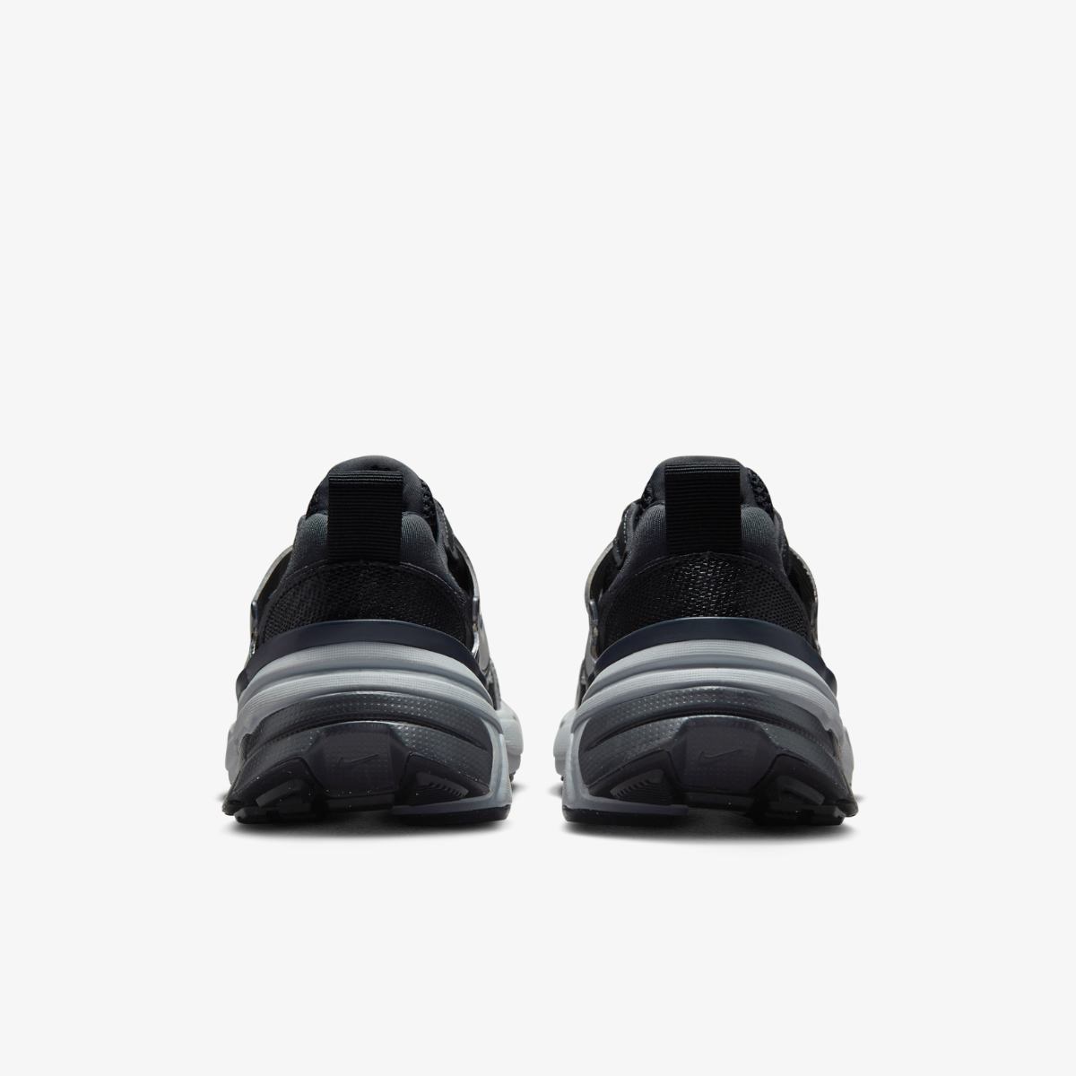 Кросівки Nike V2K Run FD0736-005