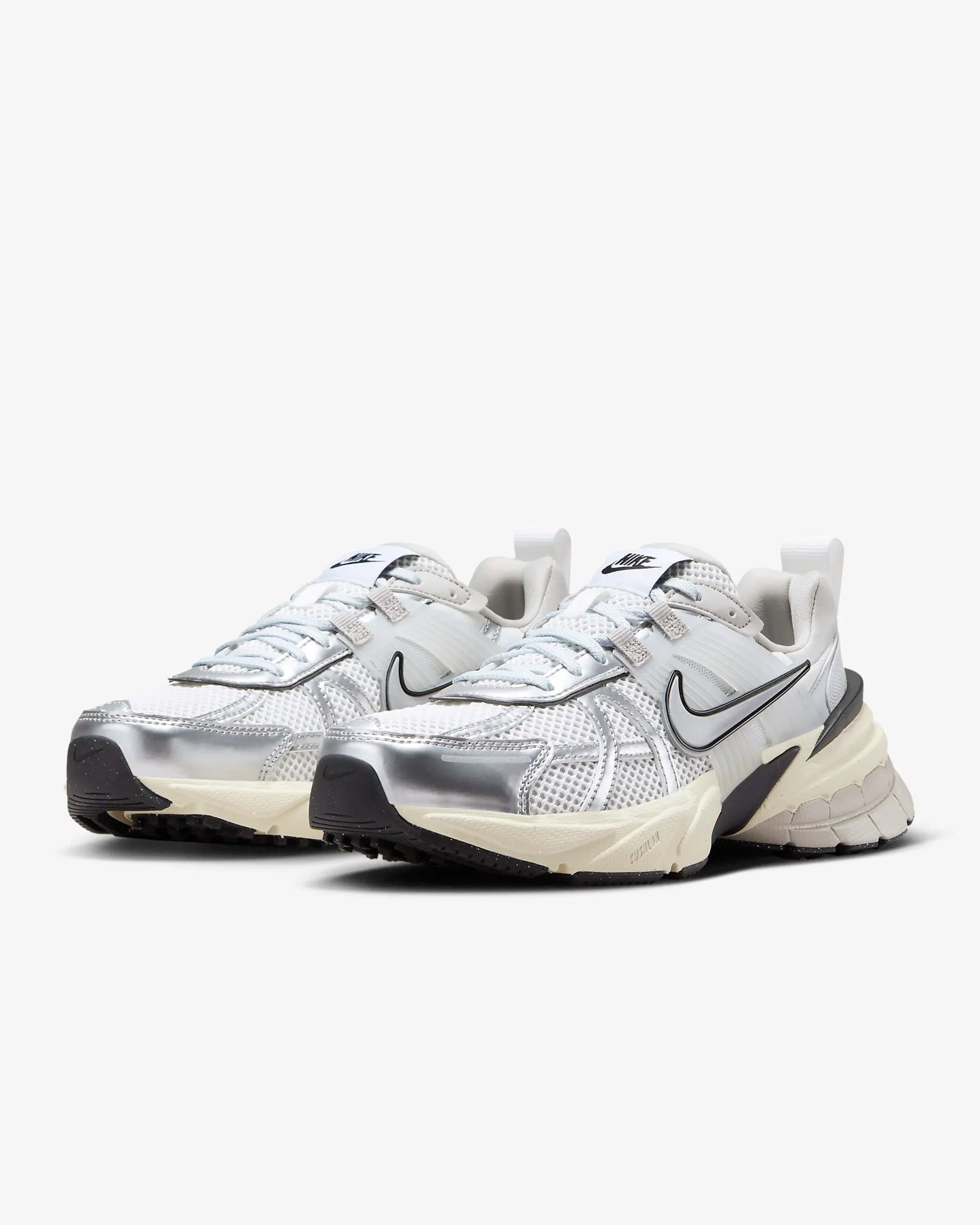 Кросівки Nike V2K Run FD0736-100