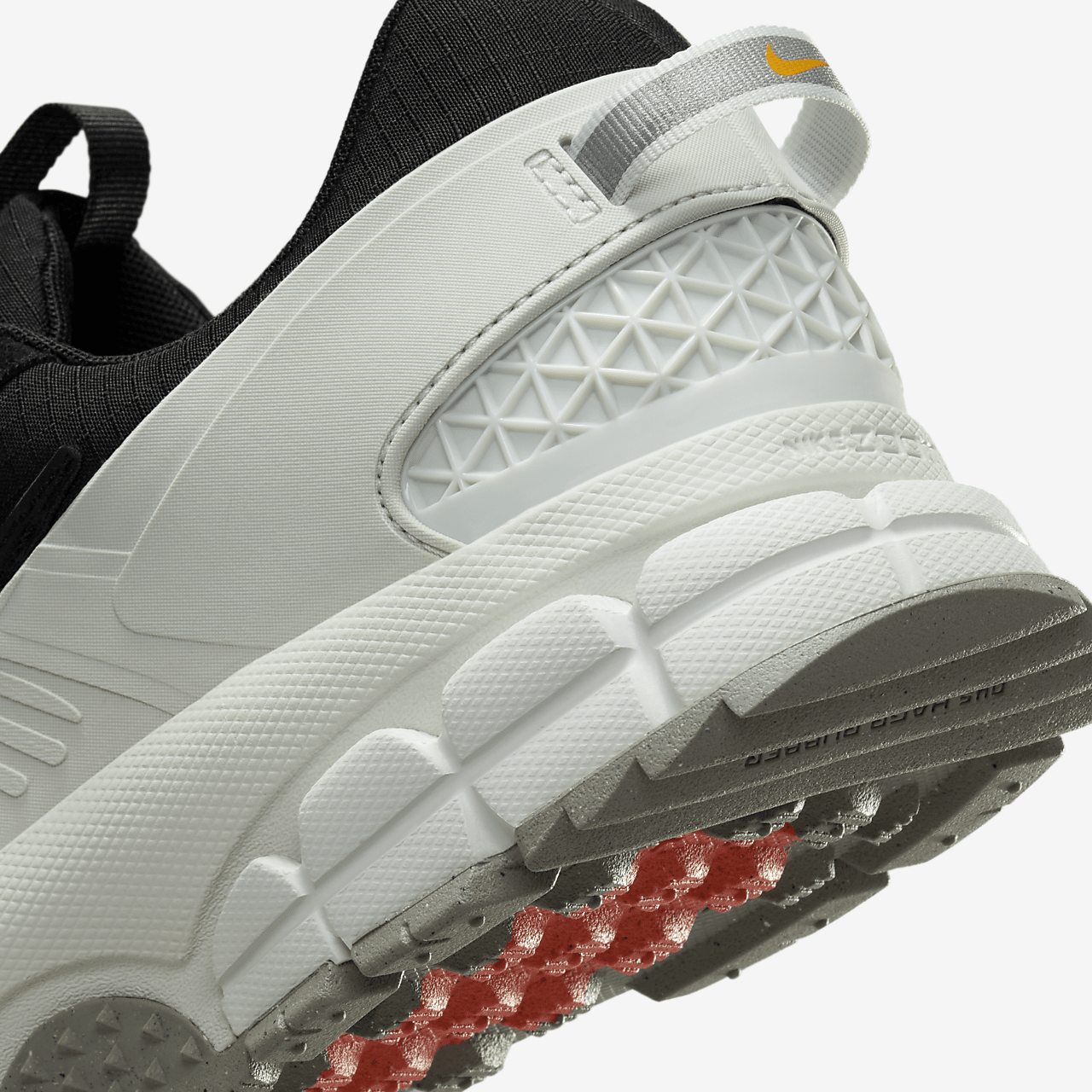 Кросівки Nike Zoom Vomero Roam FV2295-001