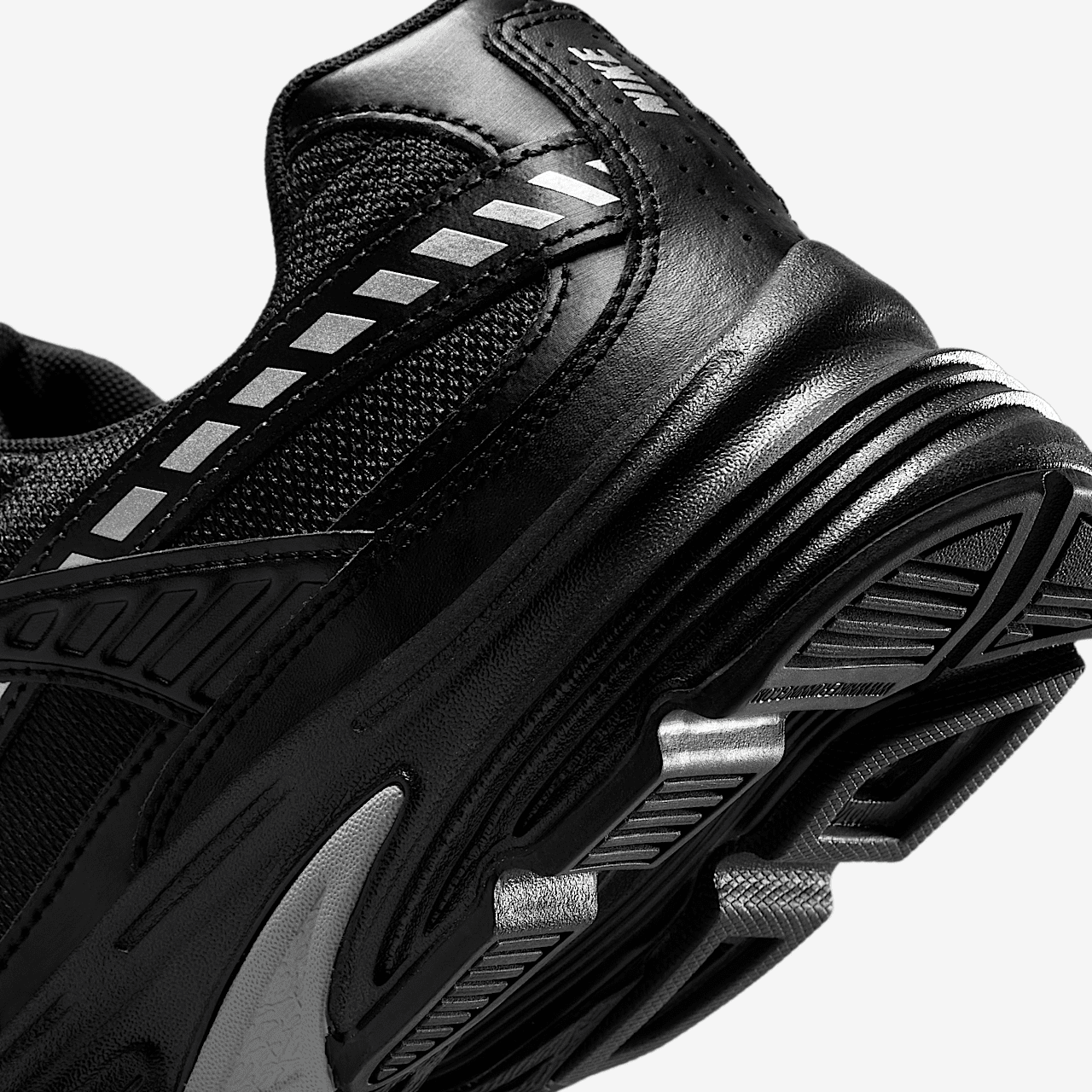 Кросівки Nike Initiator IB4595-001