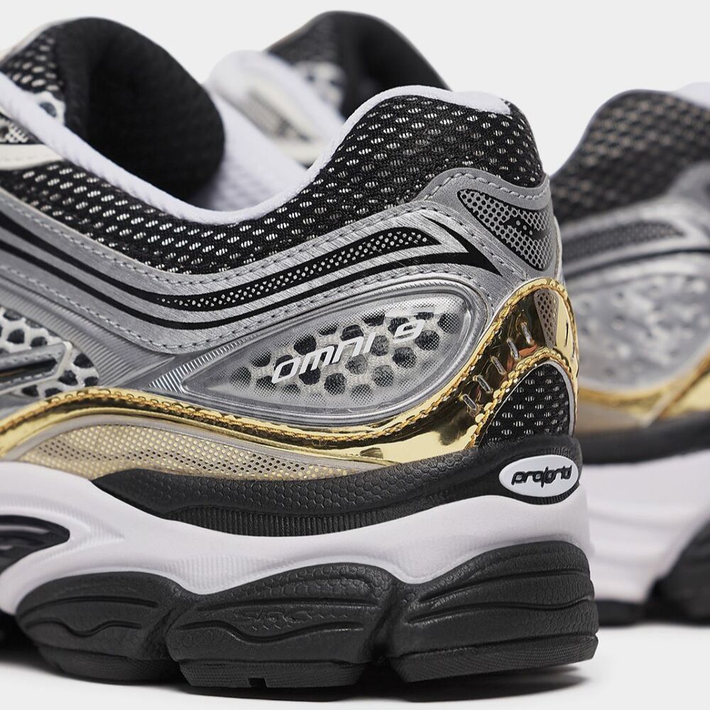 Кросівки Saucony Progrid Omni 9 OG S70739-9
