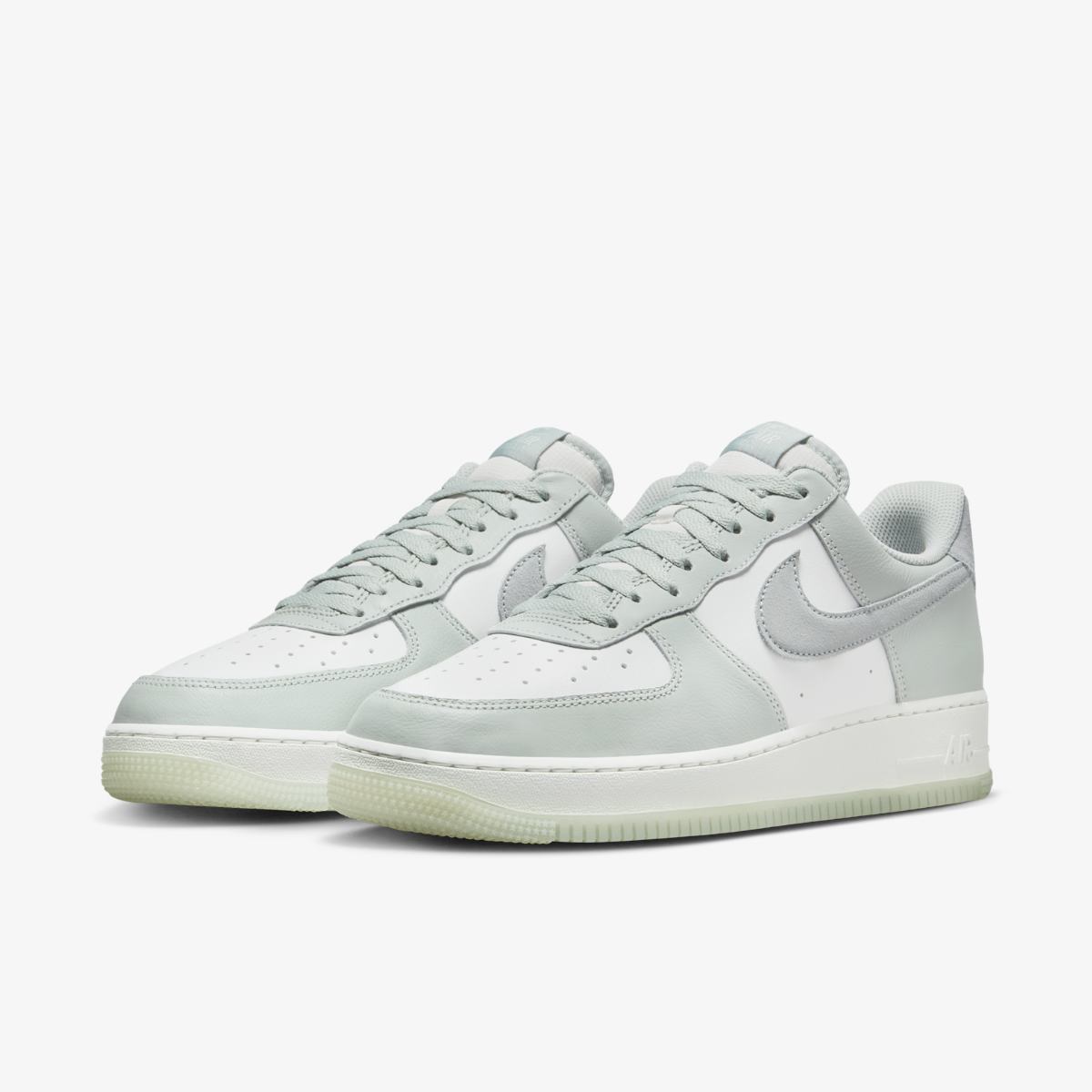 Кросівки Nike Air Force 1 '07 Lv8 FJ4170-003