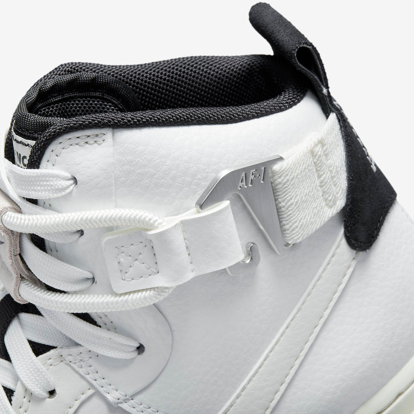 Кросівки Nike Air Force 1 High Utility 2.0 Summit White DC3584-100