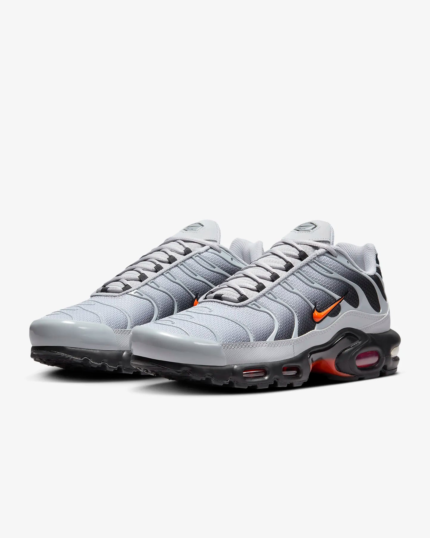 Кросівки Nike Air Max Plus DM0032-011