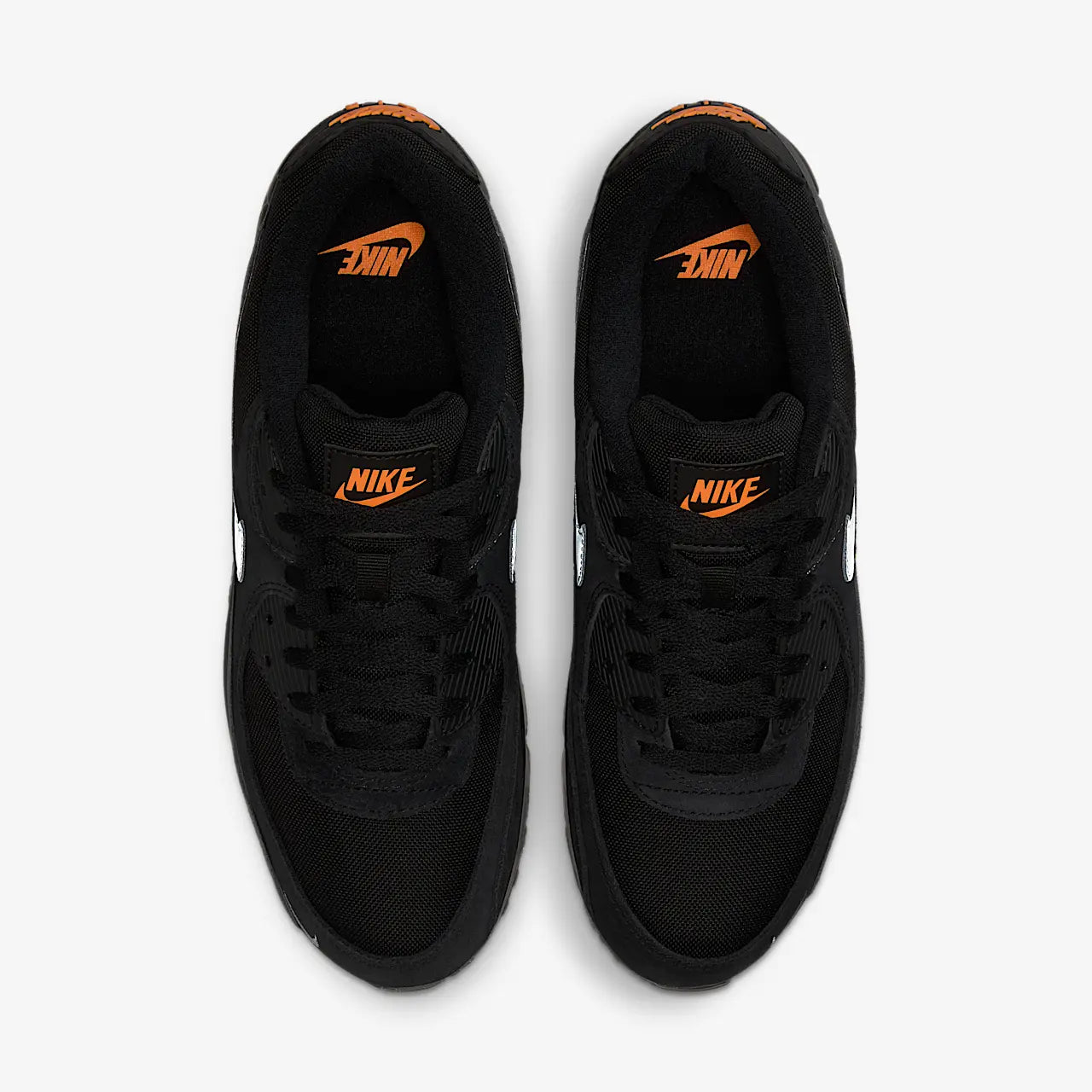 Кросівки Nike Air Max 90 DO6706-010