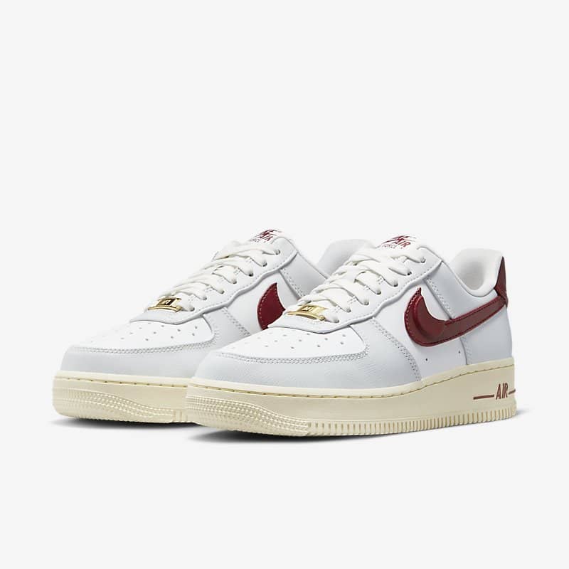 Кросівки Nike Air Force 1 SE 07 DV7584-001