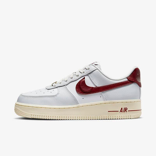 Кросівки Nike Air Force 1 SE 07 DV7584-001