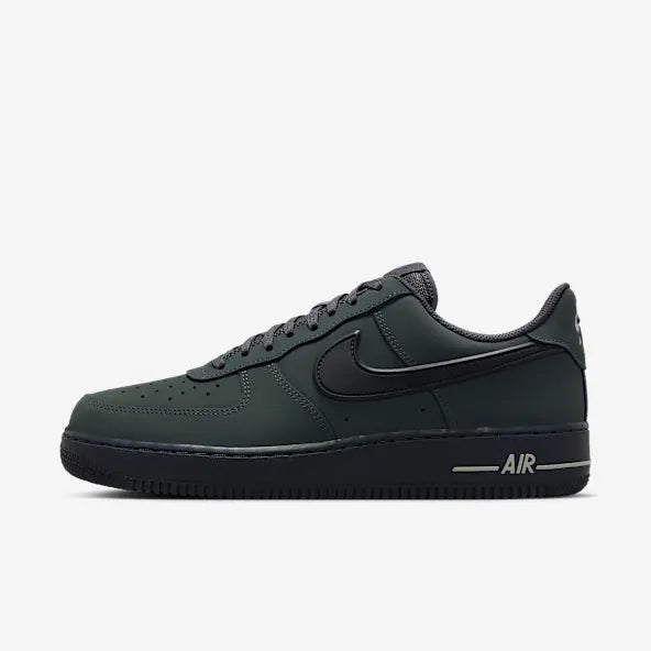 Кросівки Nike Air Force 1 '07 HV6223-002