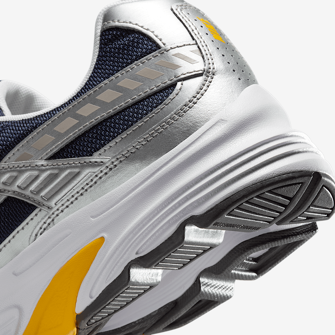 Кросівки Nike Initiator IB4467-451