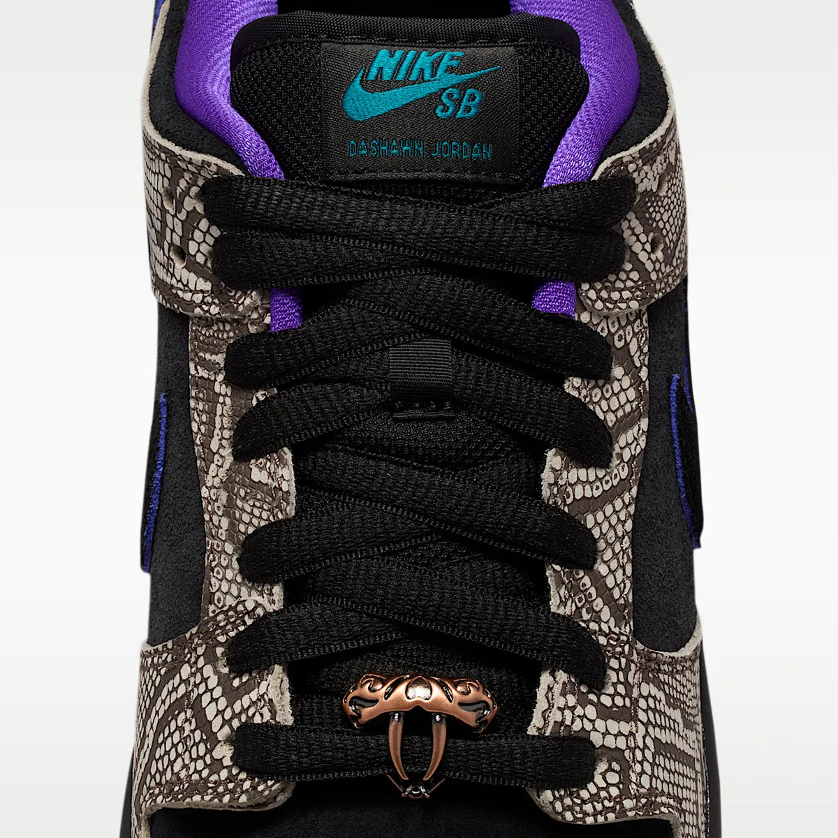 Кросівки Dashawn Jordan Nike SB Dunk Low IB6208-200