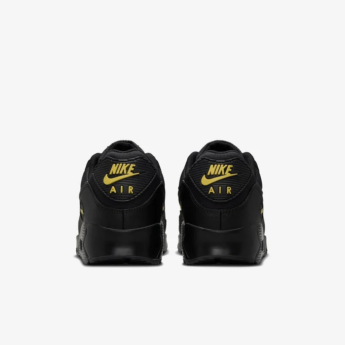 Кросівки Nike Air Max 90 IB7680-001 у чорно-жовтому кольорі з фірмовою амортизацією Air.