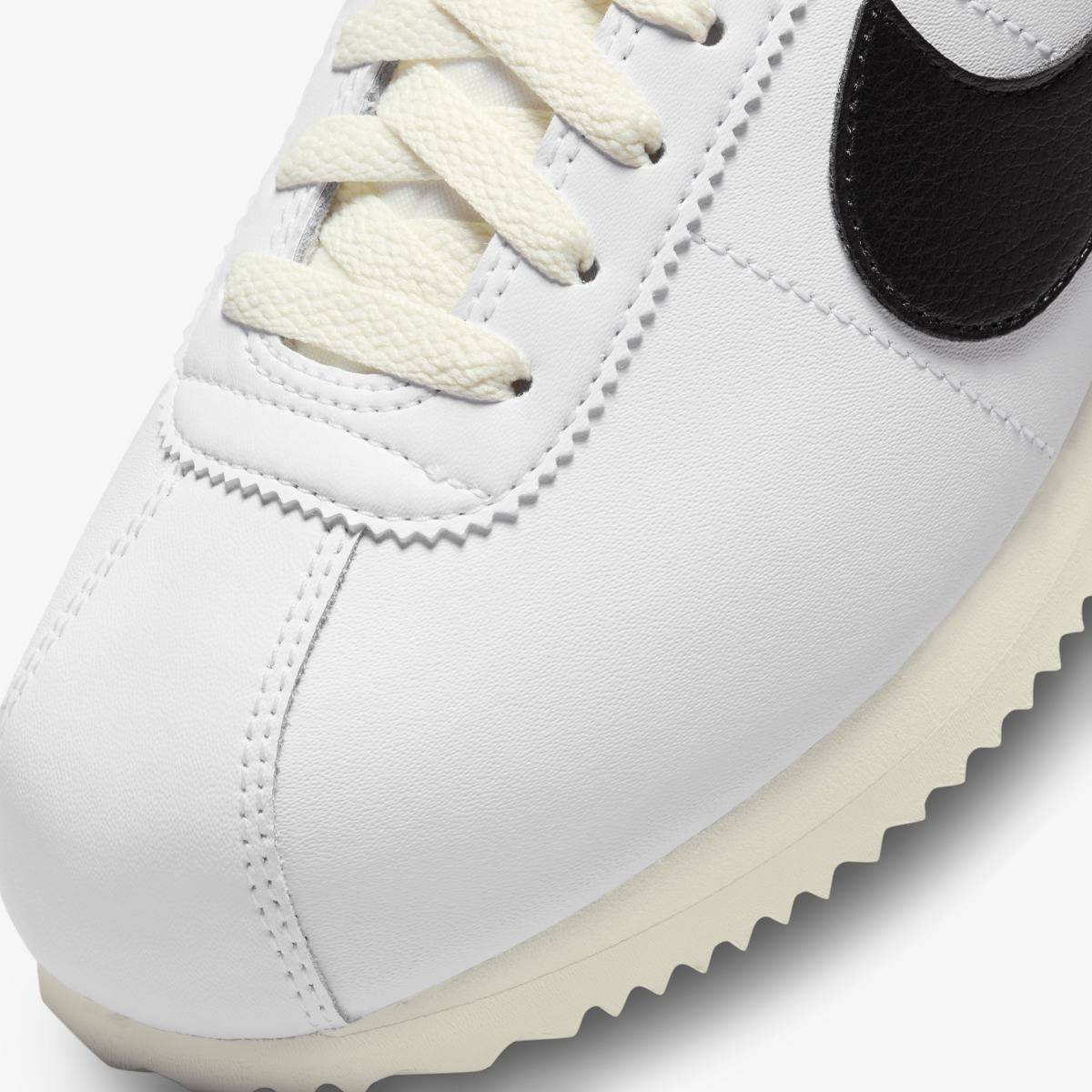 Кросівки Nike Cortez Leather DN1791-100